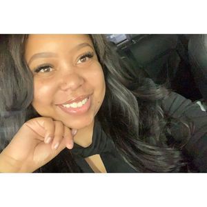 Meet your Posher, Amber